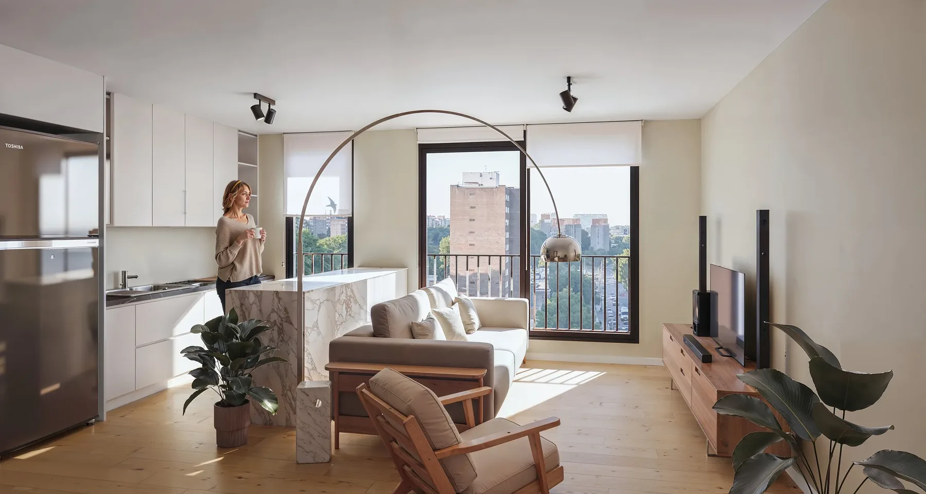 KIU Av. Italia living comedor cocina piso 5 — Imabox